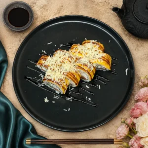 Чеддер-рол з Вугрем та Пармезаном від Sushi UA — доставка у Гостомель, Ірпінь, Бучу, Горенку та Ворзель