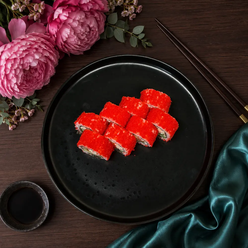 Каліфорнія з Сніжним Крабом в ікрі від Sushi UA — доставка у Гостомель, Ірпінь, Бучу, Горенку та Ворзель